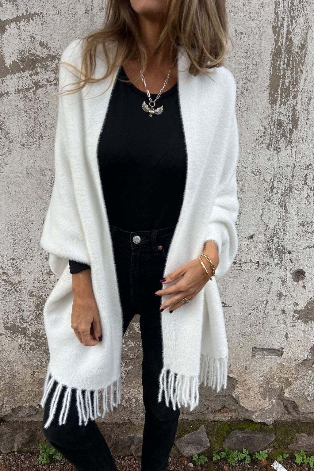 Valenzora gestrickter Plüsch-Troddelschal