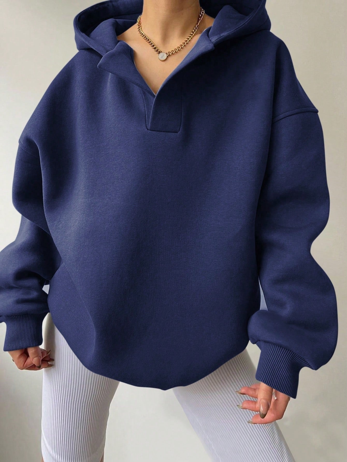 Oversized Hoodie für Damen mit modernem Kragen und lässiger Passform, Größe [size missing]