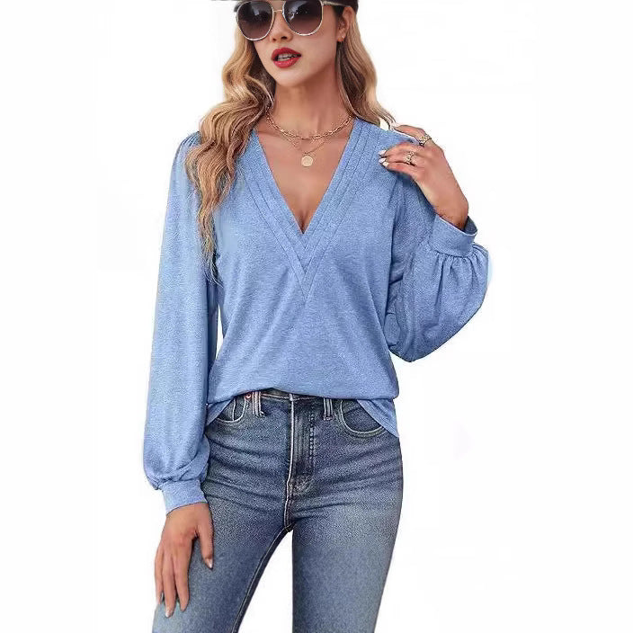 Comfortable women's shirt with V-neck and long sleeves, size