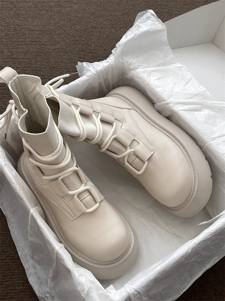 Valenzora | Thick veteran boots