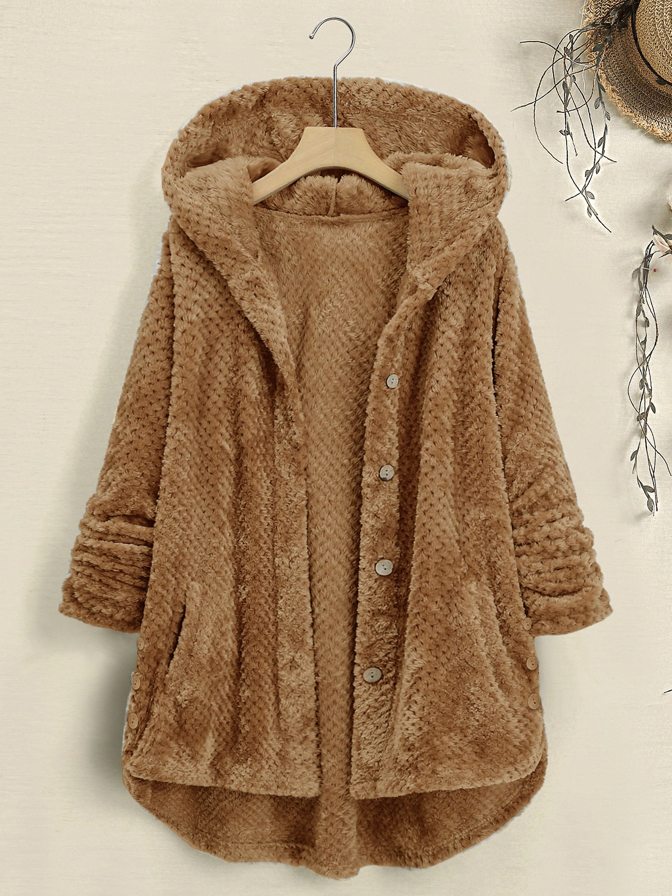 Ein lässiger Pullover von Tiara