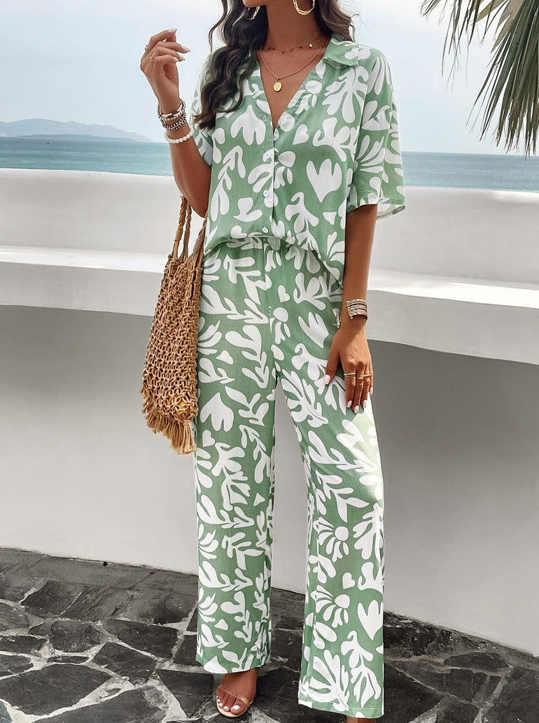 Valenzora | Summer suit with print and short sleeves