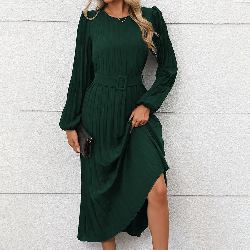 Plissiertes Damenkleid mit Taillengürtel und langen Ärmeln, Größe