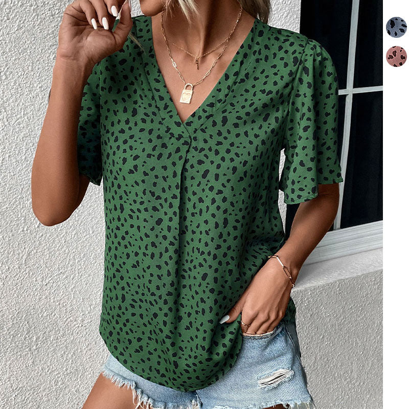 Women's blouse with a relaxed fit and voluminous sleeves, size [size missing]