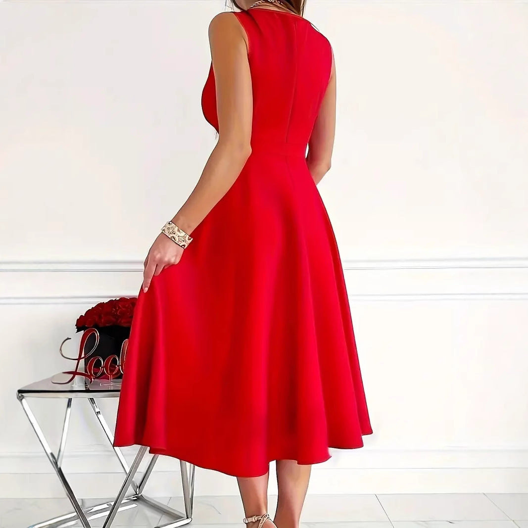Valenzora | Einfarbiges Tanktop-Kleid mit asymmetrischem Ausschnitt