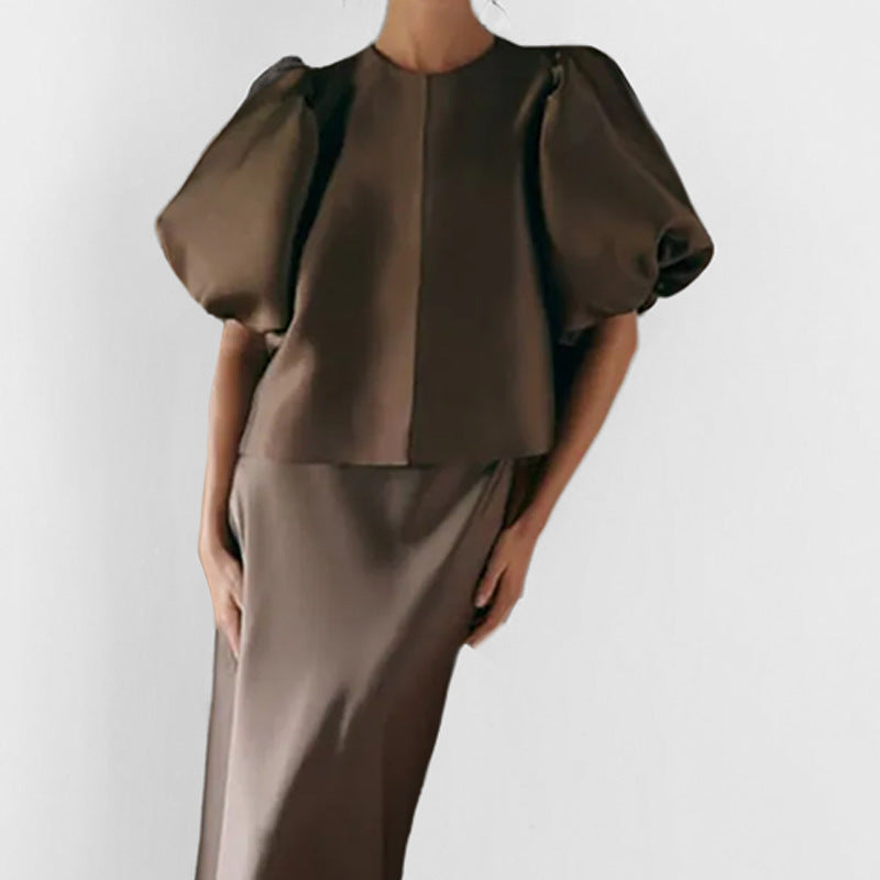 Damenbluse mit voluminösen Puffärmeln und modernem Design, Größe S