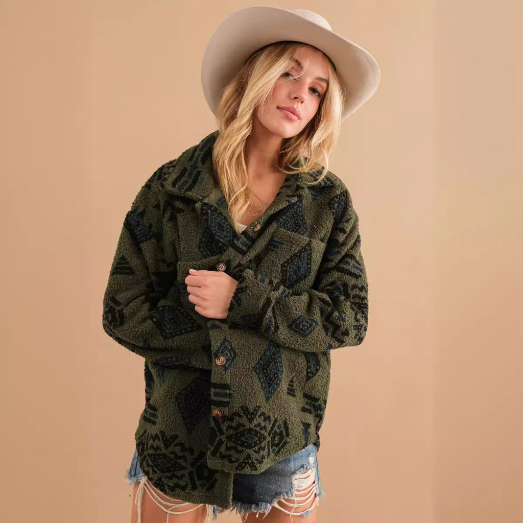 Valenzora | Retro plush jacket with lapel collar