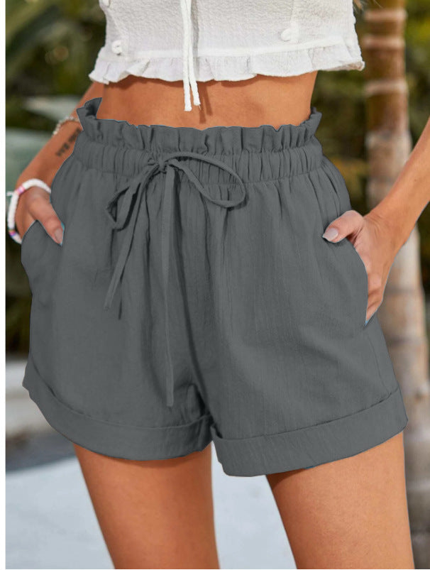 Women's casual shorts with elastic waistband and ruffle detail, size S
