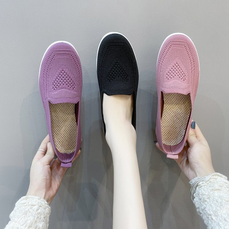 Bequeme Slip-On-Sneaker für Damen mit atmungsaktivem Strickobermaterial, Größe S
