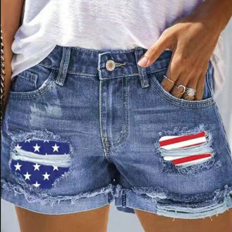 Women's denim shorts with creative flag appliqués and a casual distressed design, size Valenzora