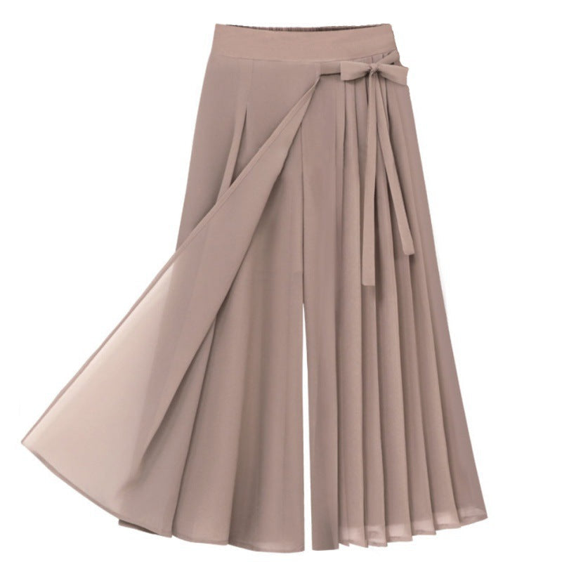 Women's pleated skirt with waistband and elegant draping, size