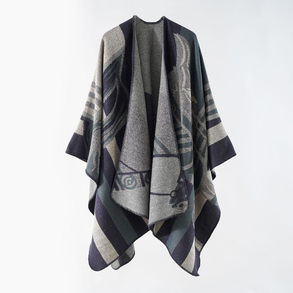 Women's elegant knitted poncho with artistic pattern and fine fringe, size Valenzora