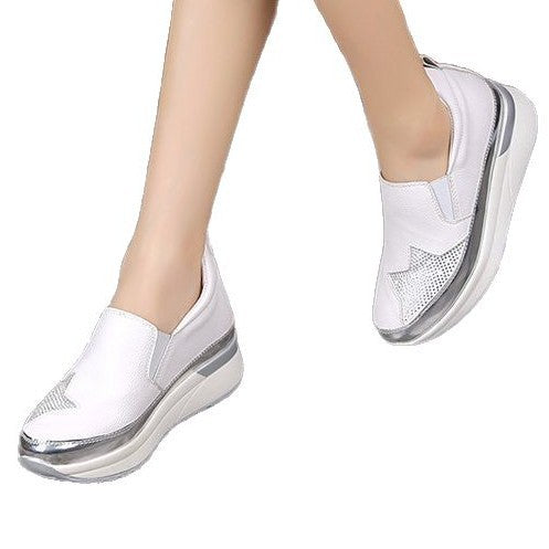 Women's slip-on sneakers with glittery upper and comfortable sole, size S