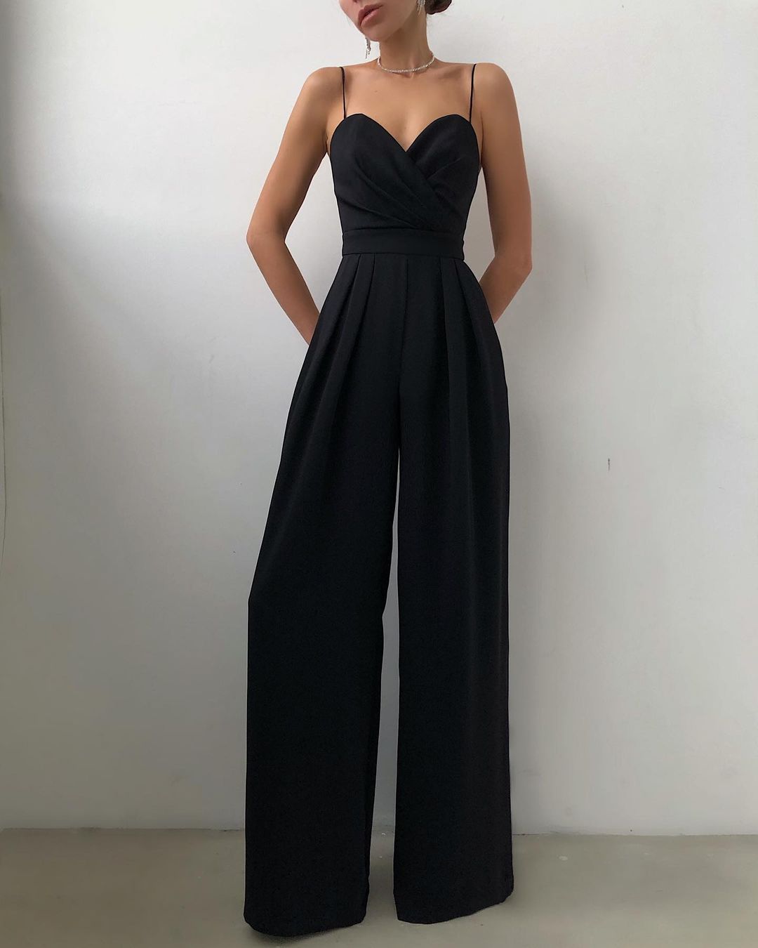 Valenzora – Elegant jumpsuit