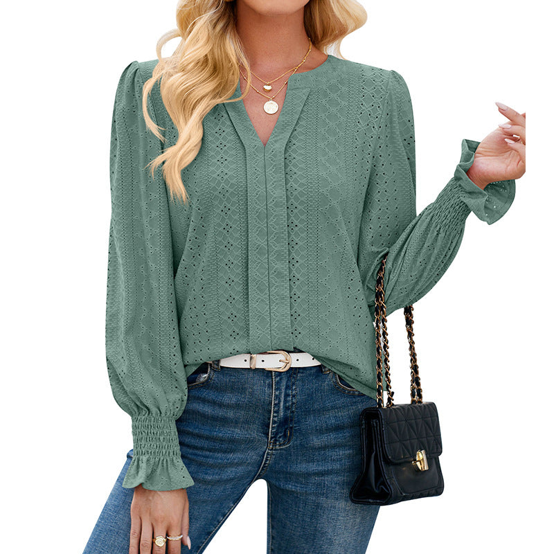 Women's blouse with elegant openwork pattern and casual cut, size [size missing]
