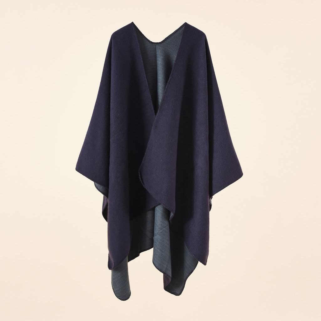 Damen Strickponcho mit asymmetrischem Schnitt und hohem Wärmerückhalt, Größe