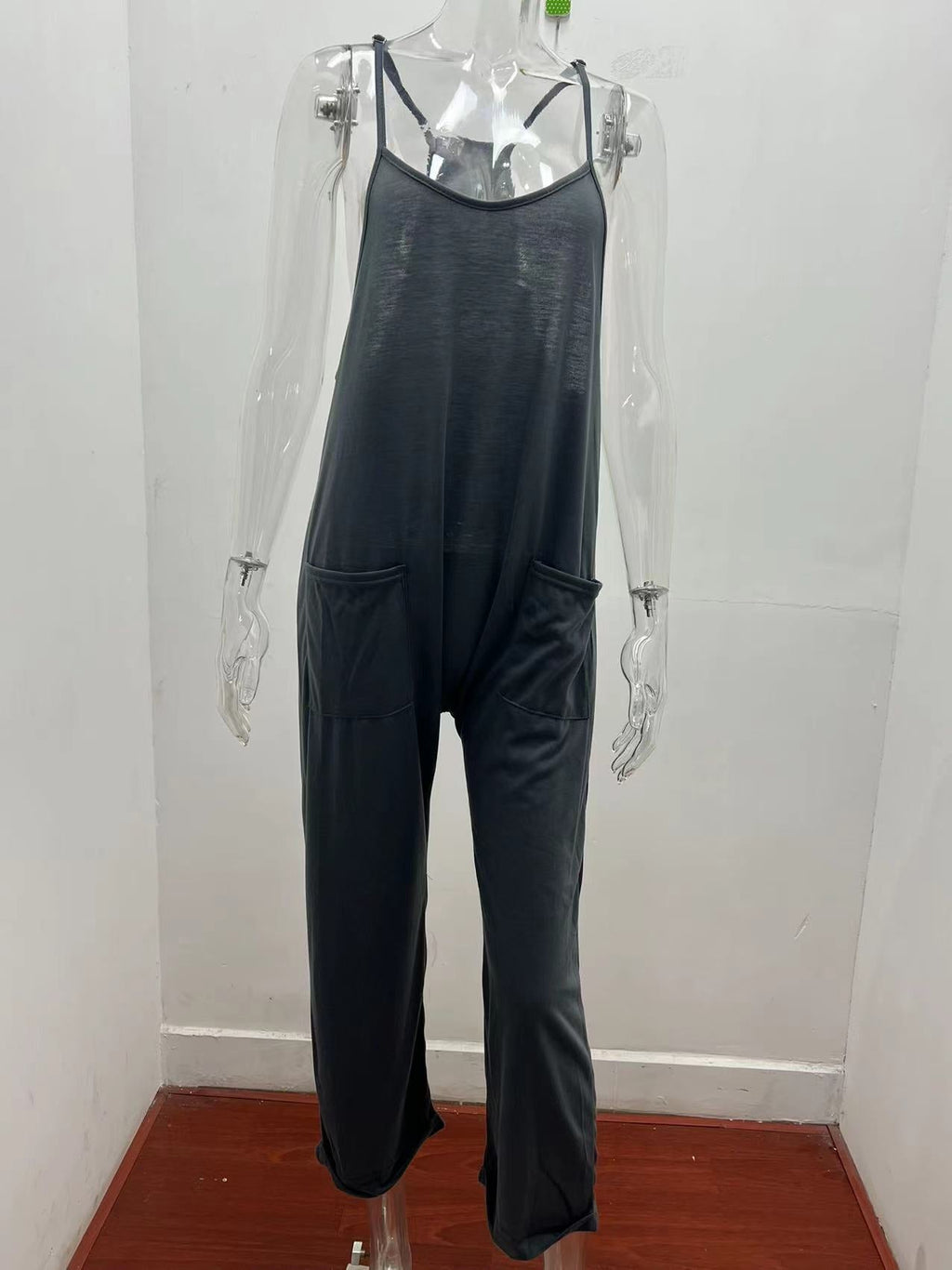Damen-Jumpsuit in entspannter Passform mit praktischen Taschen und lässigem Schnitt, Größe S
