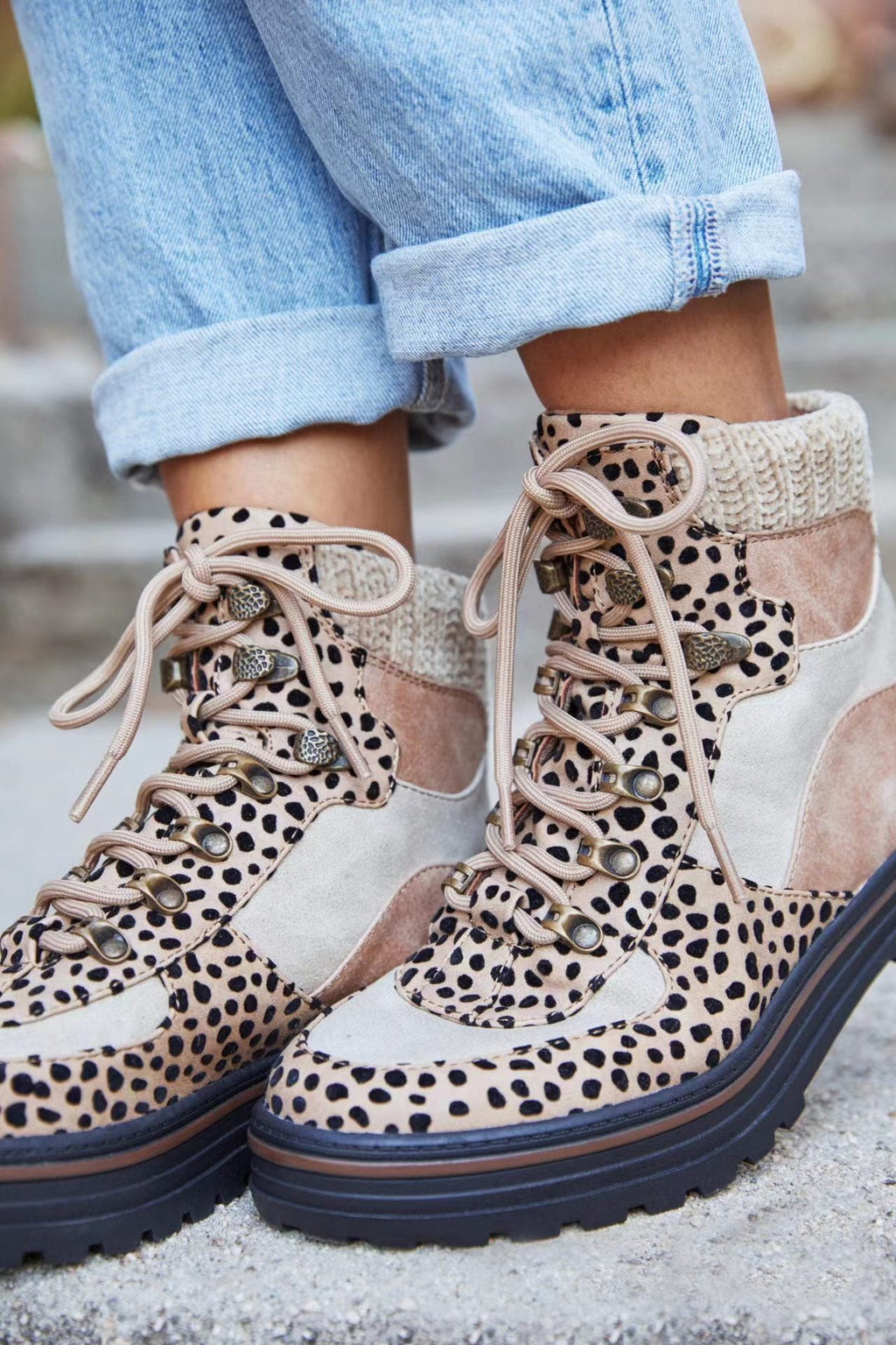 Valenzora | Leopard boots