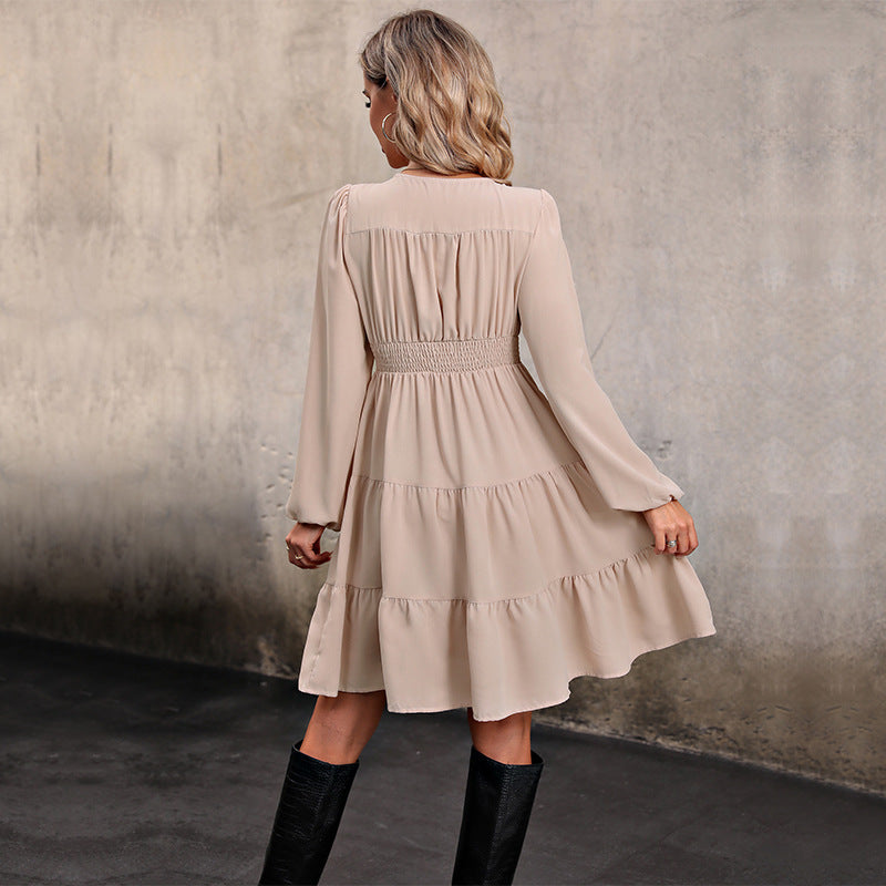 Women's knee-length shirt dress with elegant V-neck and ruffled hem, size [size]