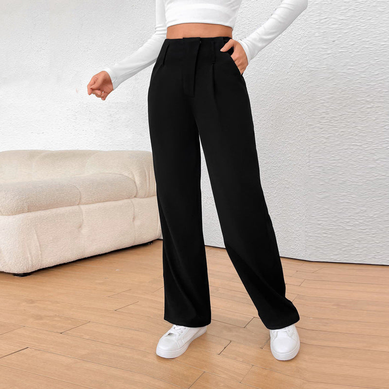 Damen-Anzughose mit weitem Bein, eleganten Bundfalten und hohen Taschen, Größe