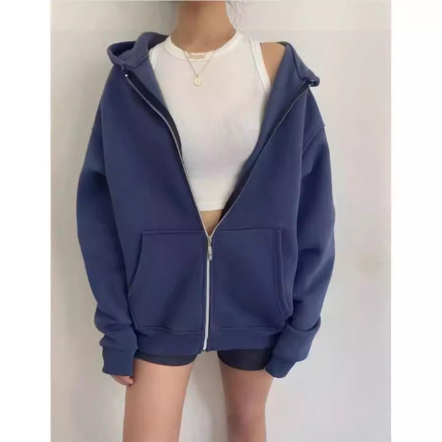 Women's oversized hoodie with zipper and practical pockets, size