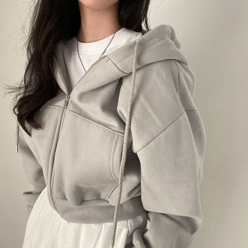 Women's oversized hoodie with practical pockets, size