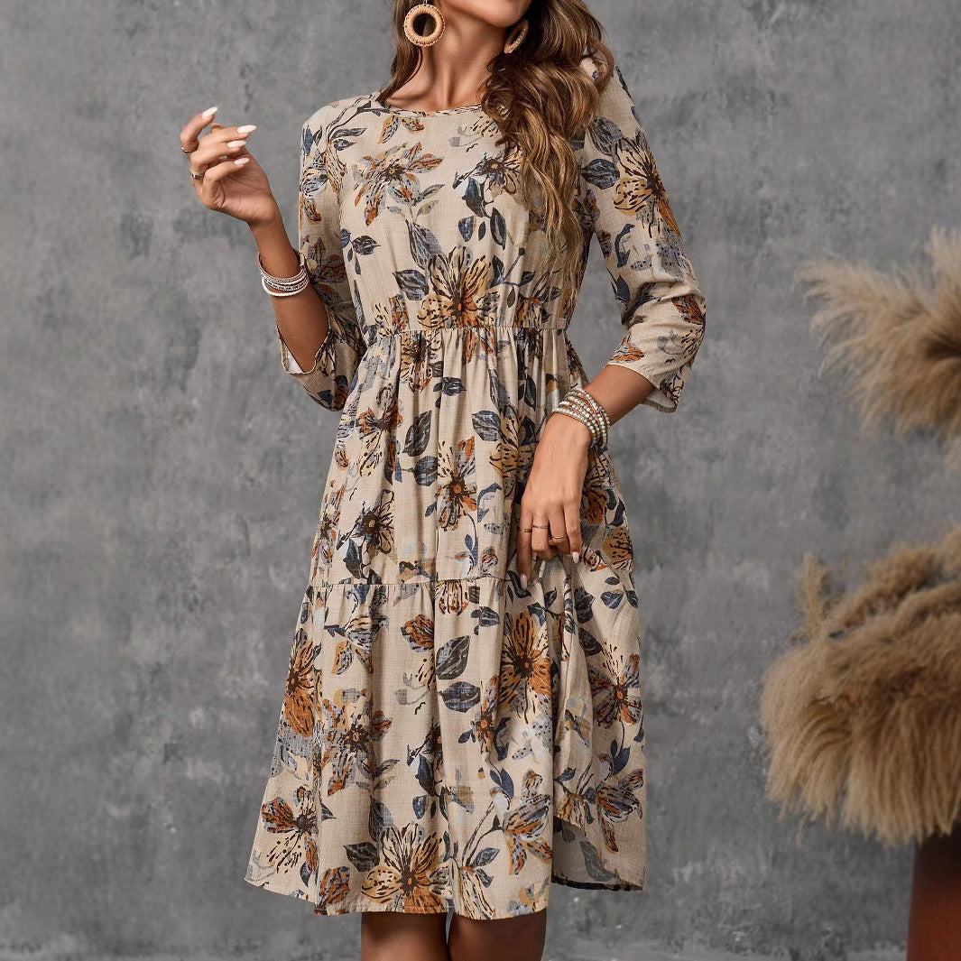 Women's midi dress with a loose fit and floral patterns, size