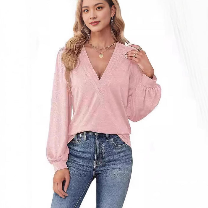 Comfortable women's shirt with V-neck and long sleeves, size
