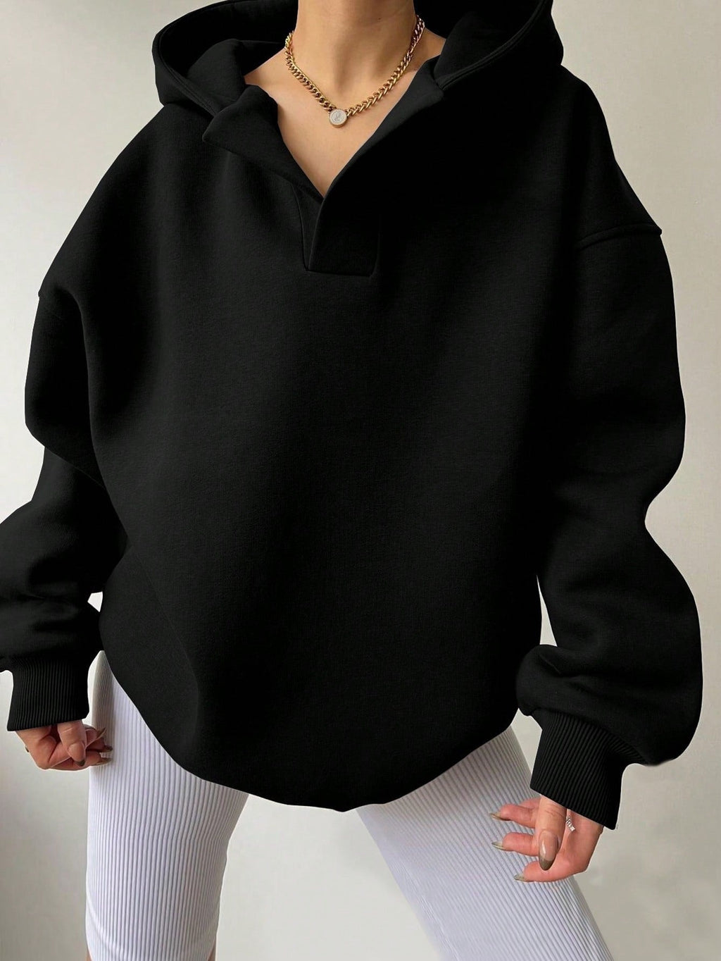Oversized Hoodie für Damen mit modernem Kragen und lässiger Passform, Größe [size missing]