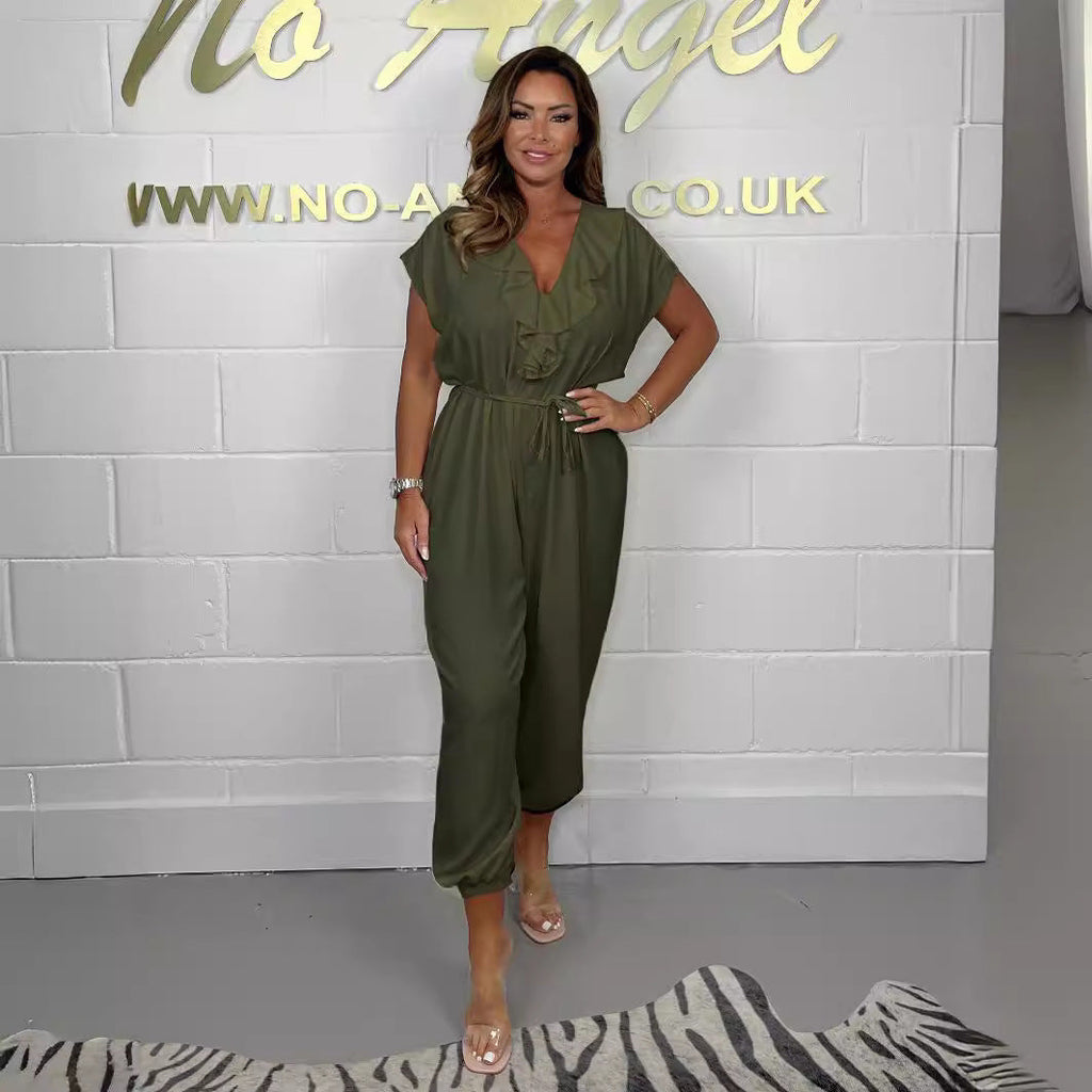 Women's elegant jumpsuit with a tailored cut and wide leg, size