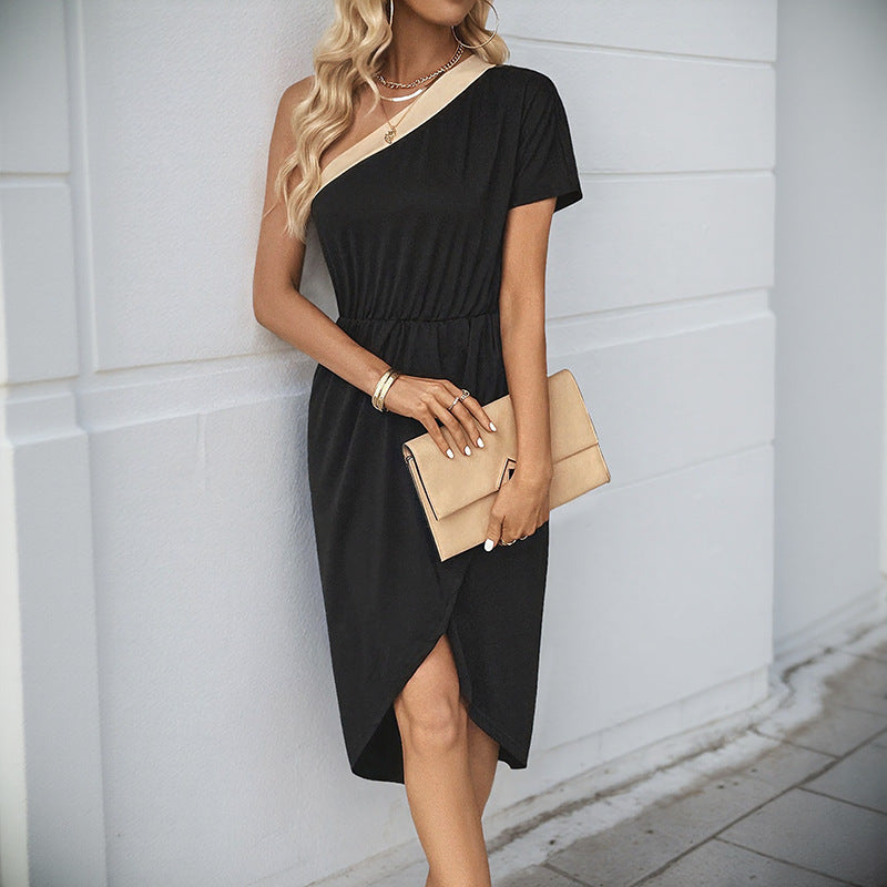 Asymmetrisches Midikleid für Damen mit Bindegürtel und modernen Details, Größe