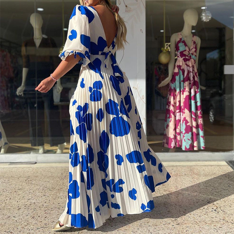 Valenzora | Elegant printed dress in a fashionable fit