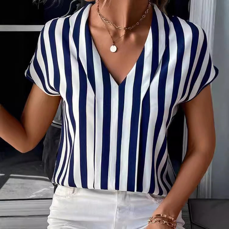 Women's blouse in an elegant striped design with a modern V-neck and short sleeves, size [size missing]