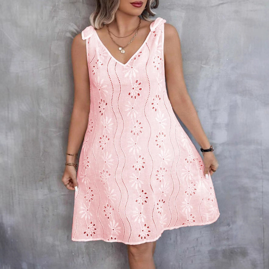 Valenzora | Embroidered Hollow Lace-Up Sleeveless V-Neck Dress