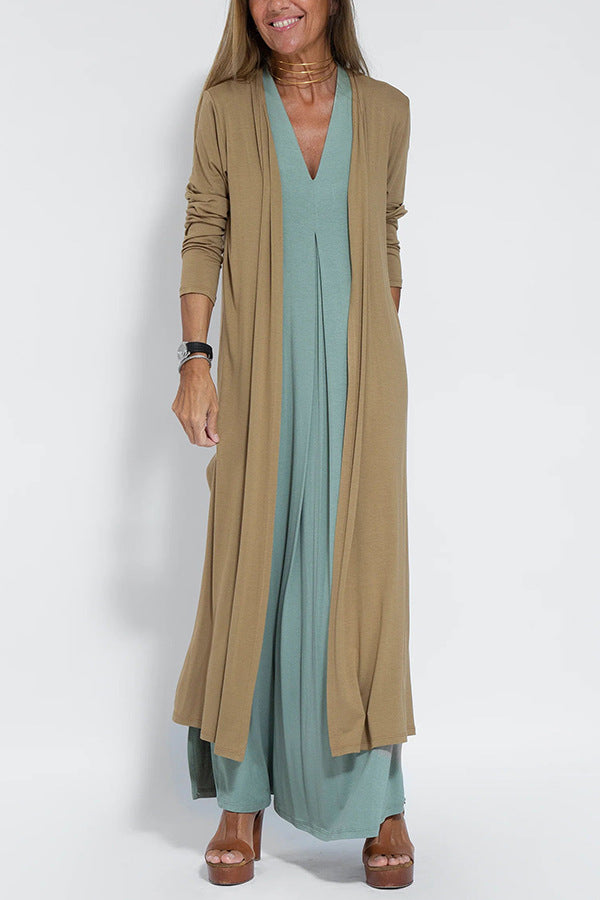 Fashionable and lightweight dress