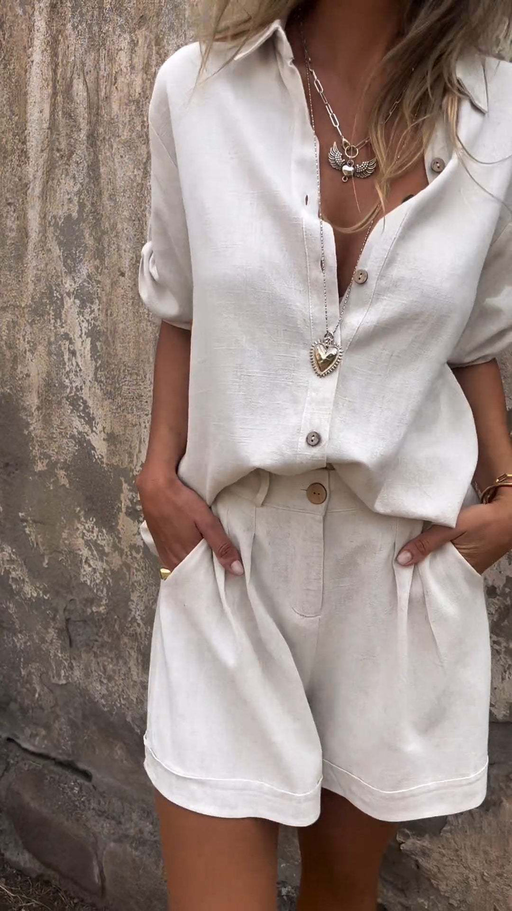 Damen-Freizeit-Jumpsuit mit durchgeknöpftem Oberteil und praktischem Tunnelzug in der Taille