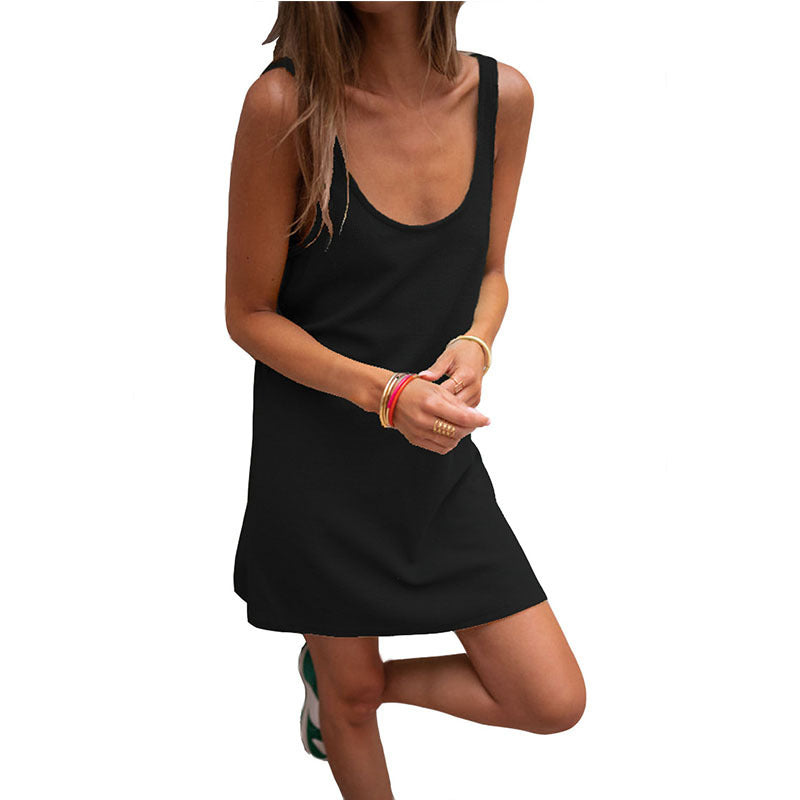 Lässiges Damenkleid in raffinierter Ripp-Optik mit tiefem Ausschnitt und schlichtem Design, Größe Valenzora
