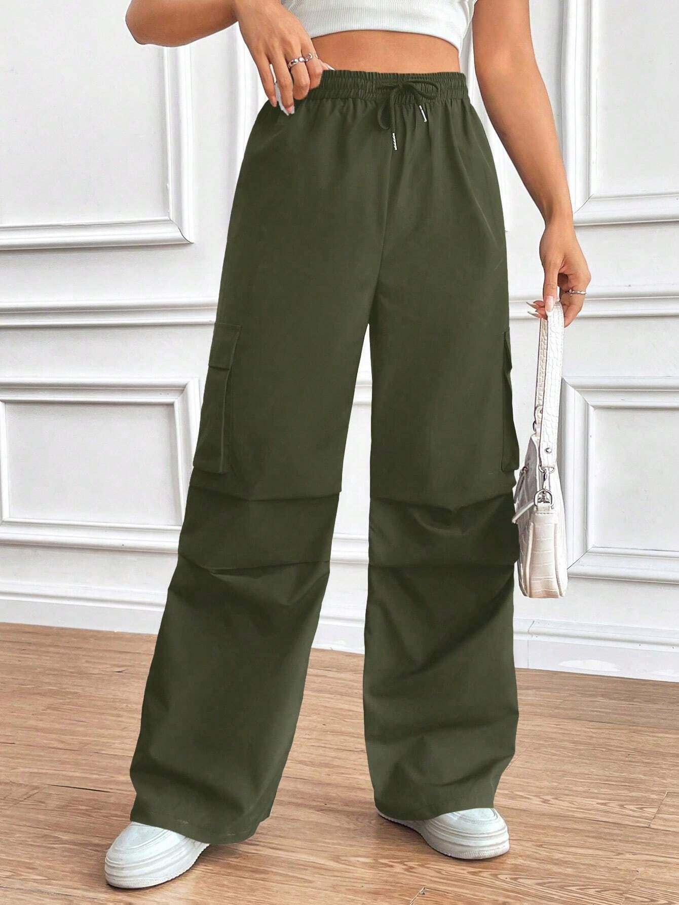 Damen-Cargohose mit modernem Schnitt und praktischen Taschen, Größe S