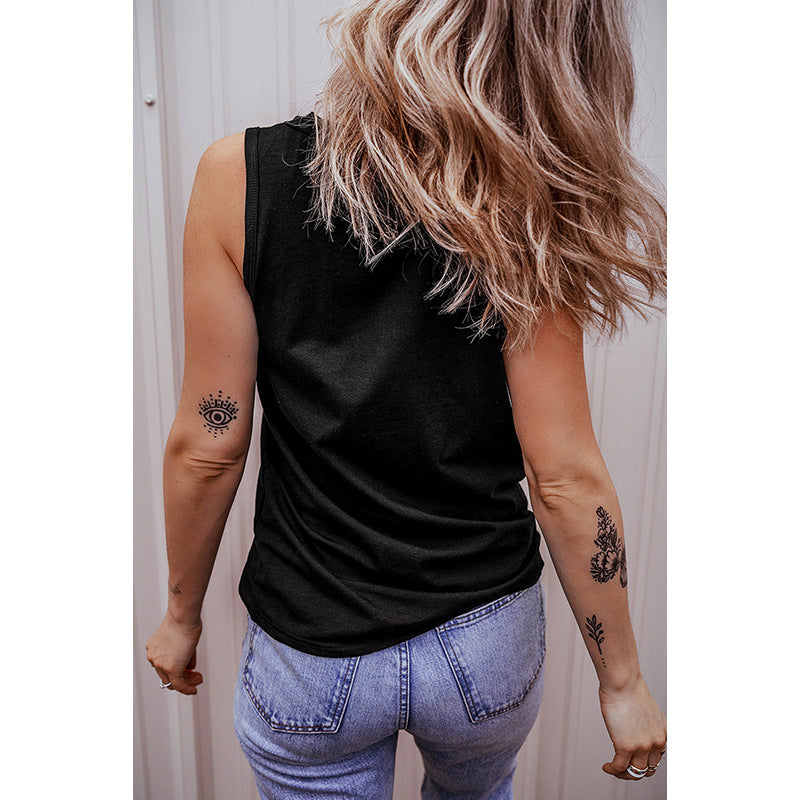 Women's sleeveless blouse with button placket and chest pocket, size