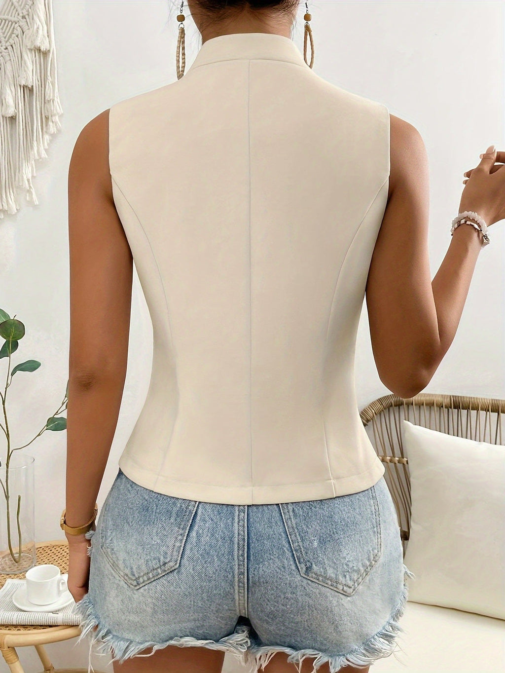 Valenzora | Sleeveless Blazer Top with Buttons for Women
