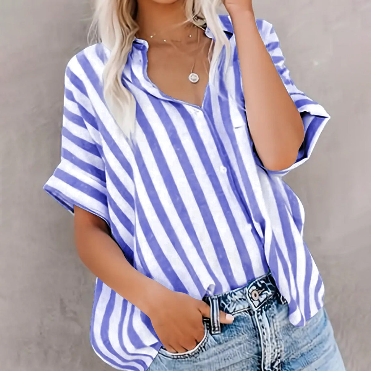 Damen Oversized Streifenhemd mit klassischem Kragen und kurzen Ärmeln, Größe