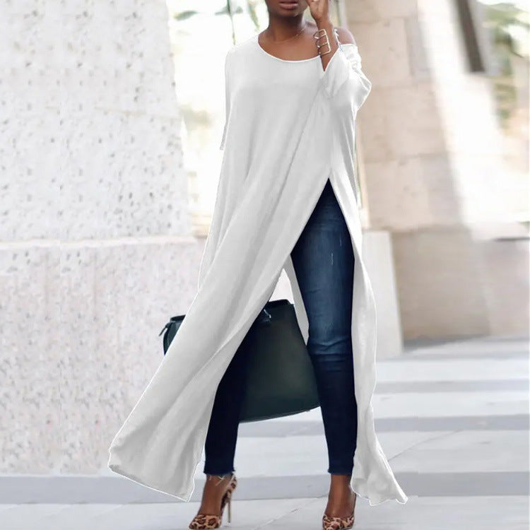 Valenzora | Einfarbiges Kleid mit asymmetrischem Ärmel