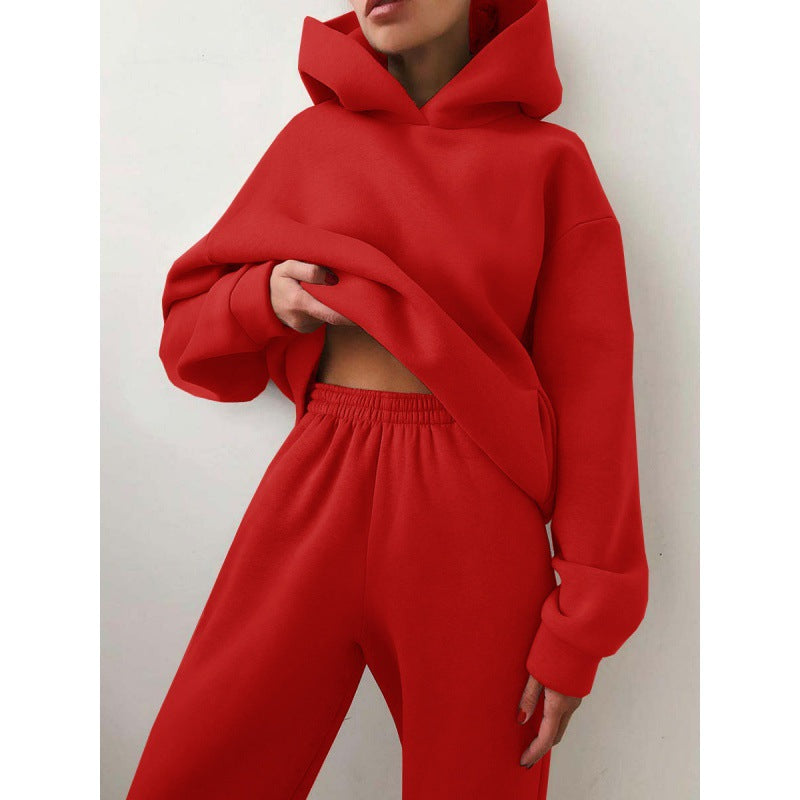 Women's sporty set with hoodie and jogging pants, size