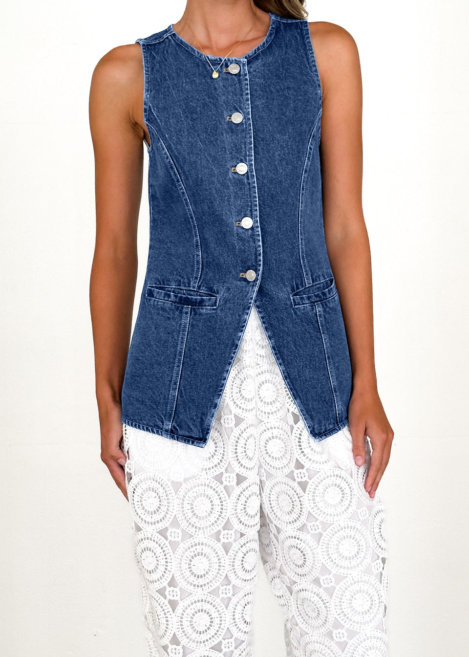 Damen-Jeanshemdjacke mit modernem Schnitt und Knopfdetails, Größe S