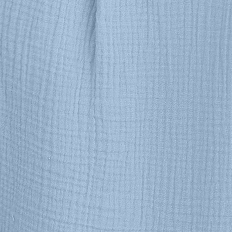 Women's long-sleeved shirt with button details and pockets, size