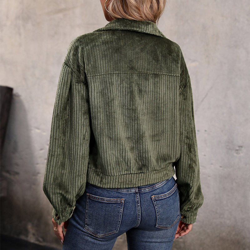Damen-Cardigan in lässiger Cord-Optik mit Zierknöpfen und zwei Brusttaschen, Größe S