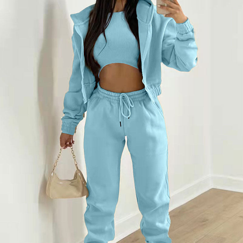 Women's sporty two-piece set with short top and casual jogging pants, size