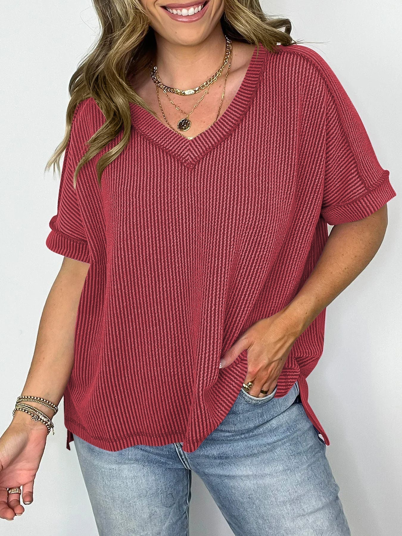 Valenzora | Short-sleeved V-neck top