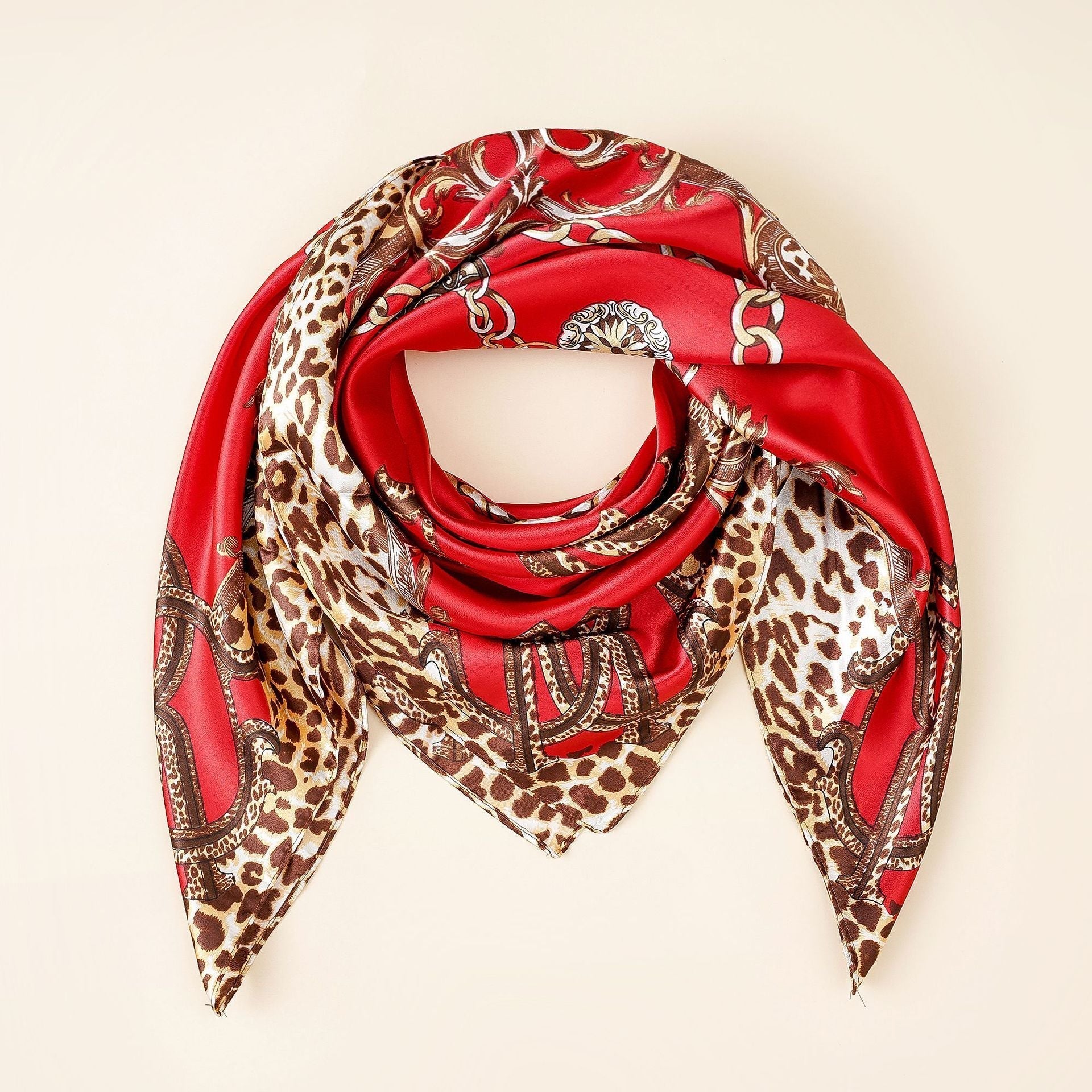 Damen Seidenschal mit elegantem Animal-Print und luxuriösem Design, Größe S