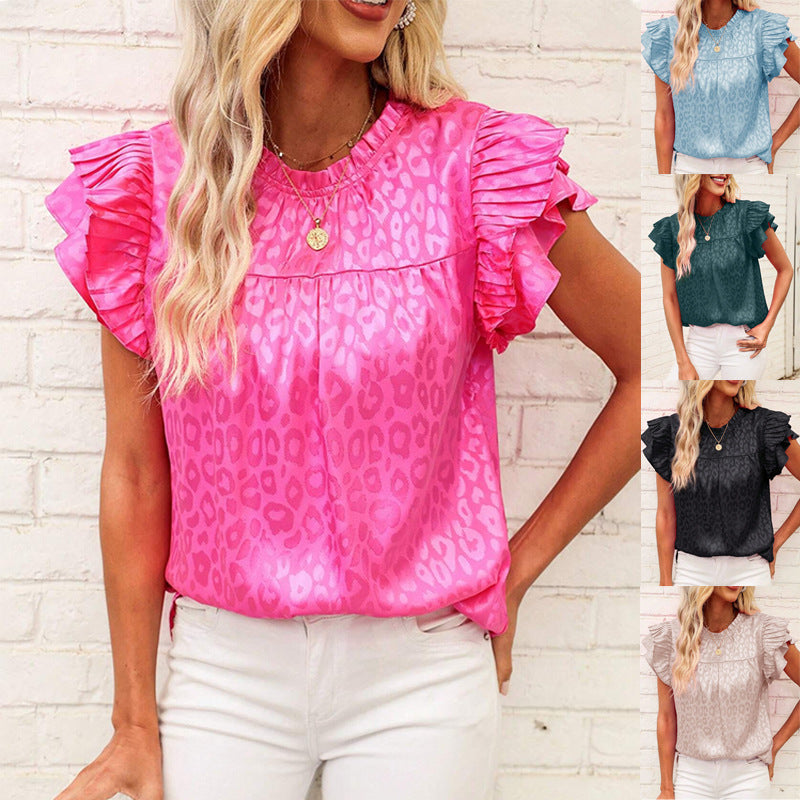 Women's blouse with fashionable ruffle details and elegant leopard print, size [size missing]